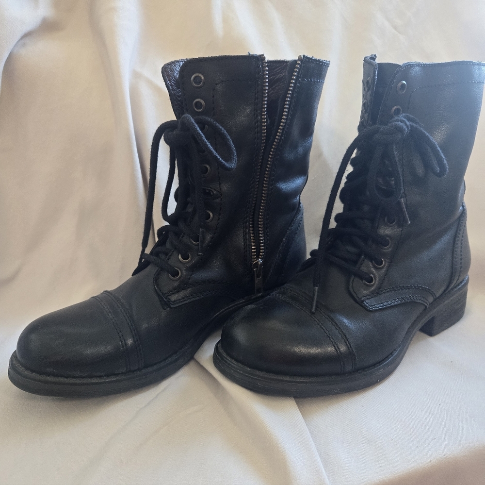 Black Leather Woman's  Boots